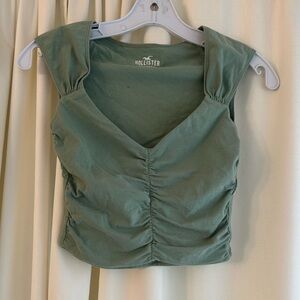 Hollister top